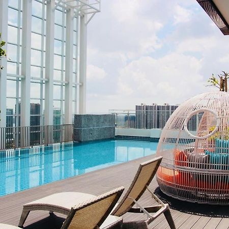 ג'והור בהרו Modern, High Floor Suasana Suites 05 In Jb מראה חיצוני תמונה