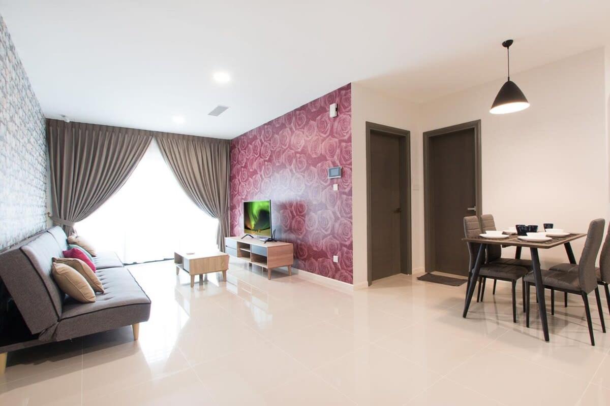 ג'והור בהרו Modern, High Floor Suasana Suites 05 In Jb מראה חיצוני תמונה